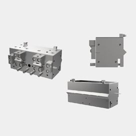 Lower die adjustment coating die head